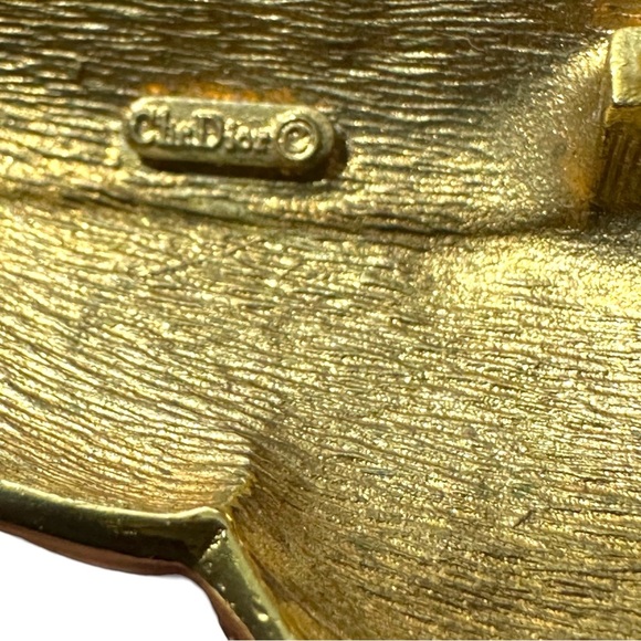 Vtg Christian Dior Gold Tone Prong Set & Baguette Clear Crystals Brooch Pin 2” - Picture 14 of 15